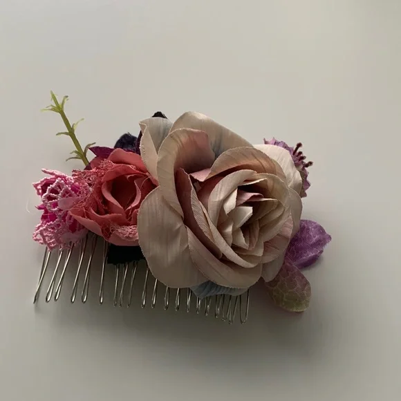 New fashion head comb. Artificial flower hair accessories. - Picture 2 of 6